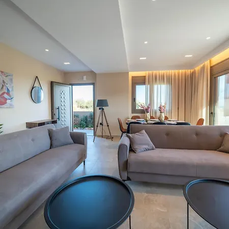 Naturalia Orange Luxury - Private Pool - Sleeps 8 Villa